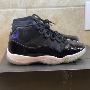 Jordan 11 space jams